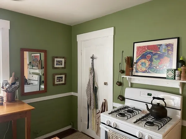 $3,200 | 51 College Avenue, Unit 2, Somerville, MA 02144