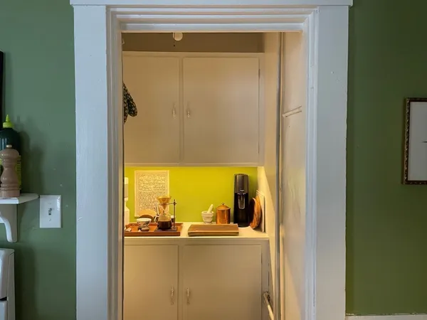 $3,200 | 51 College Avenue, Unit 2, Somerville, MA 02144