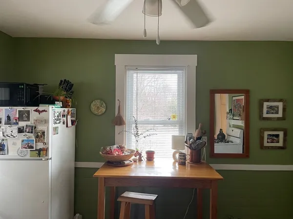 $3,200 | 51 College Avenue, Unit 2, Somerville, MA 02144