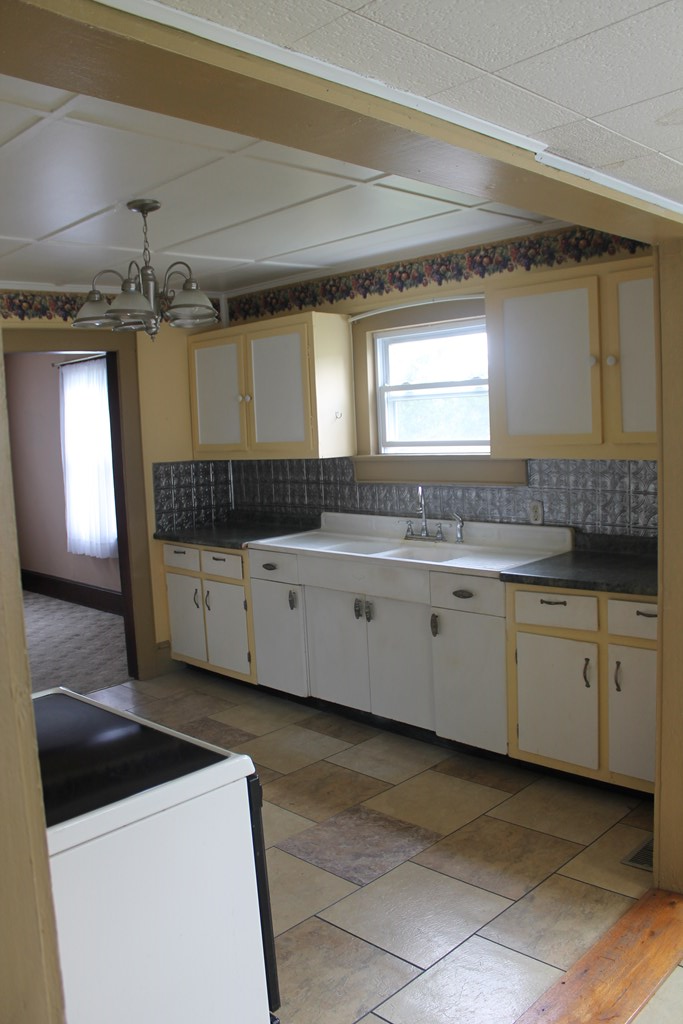 655 Glendale Road Galax, VA 24333 - Photo 37 of 45 Gallery Image 37