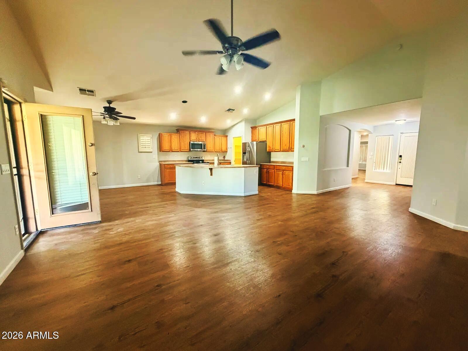 3094 South Martingale Road Gilbert, AZ 85295 - Photo 5 of 10 image