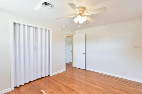 $2,500 | 1828 Southeast Lake Weir Avenue, Ocala, FL 34471
