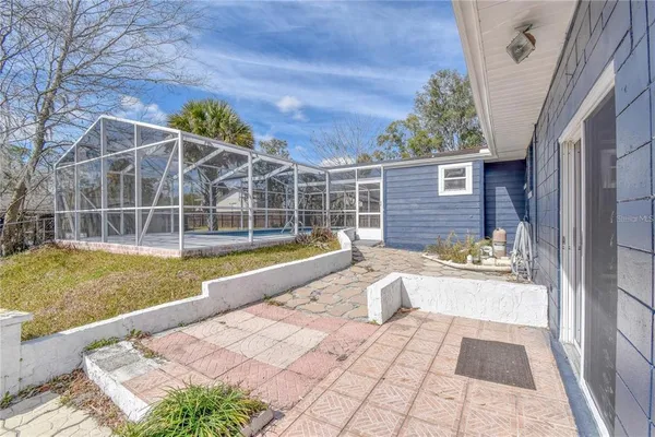 $2,500 | 1828 Southeast Lake Weir Avenue, Ocala, FL 34471