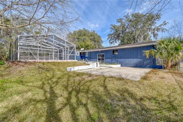 $2,500 | 1828 Southeast Lake Weir Avenue, Ocala, FL 34471
