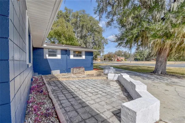 $2,500 | 1828 Southeast Lake Weir Avenue, Ocala, FL 34471