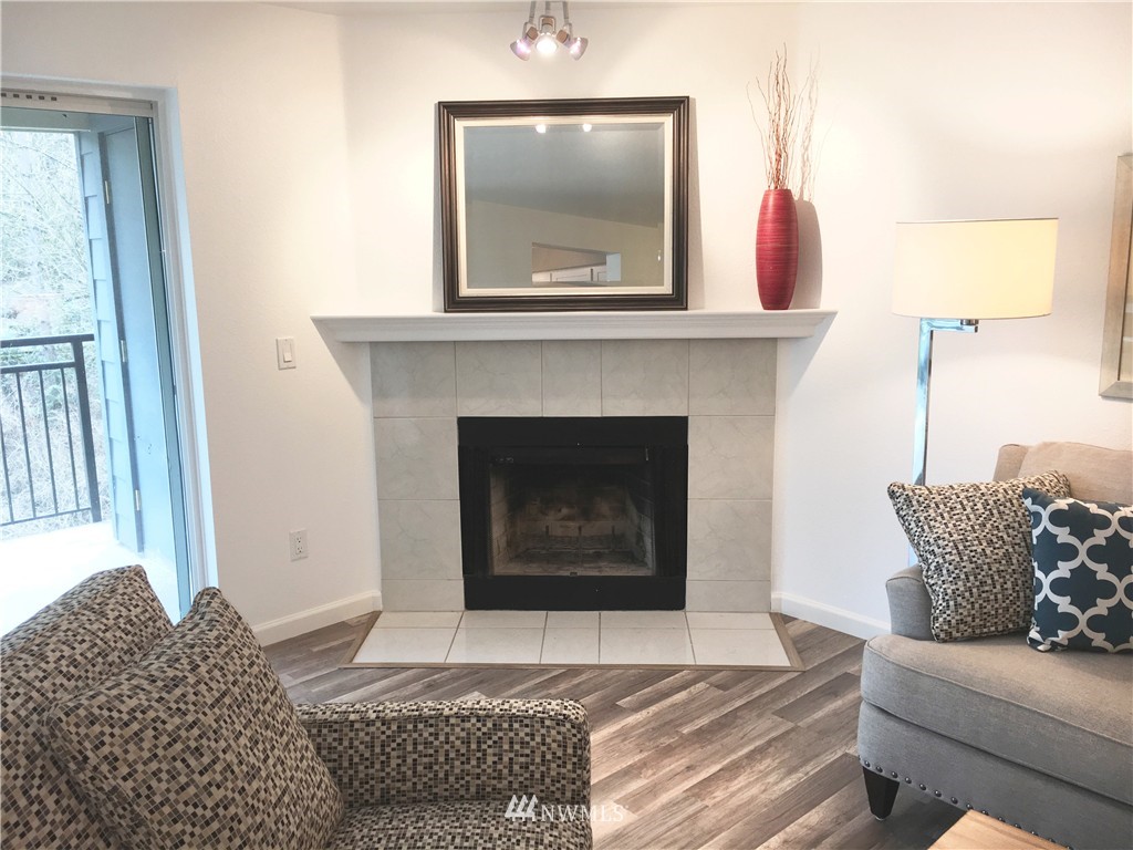 19404 Bothell Way Northeast, Unit B201 Bothell, WA 98011 - Photo 5 of 19