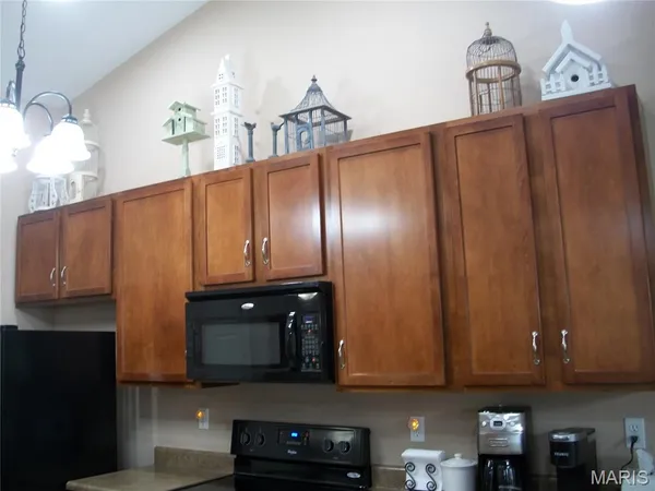 $395,000 | 2404 Andrea Crest Drive, Washington, MO 63090