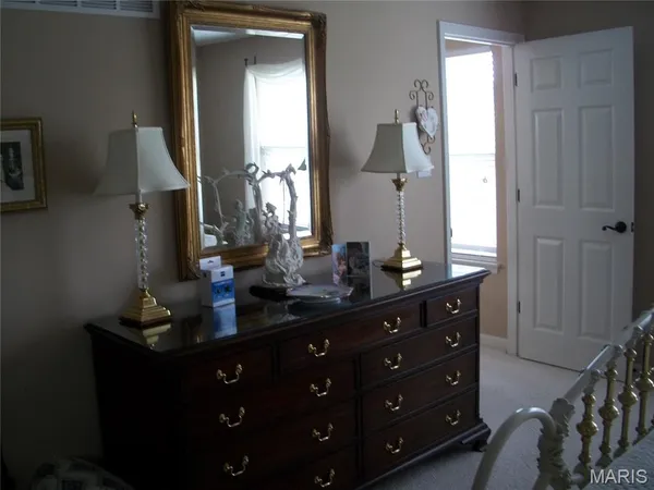 $395,000 | 2404 Andrea Crest Drive, Washington, MO 63090