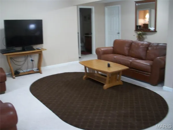 $395,000 | 2404 Andrea Crest Drive, Washington, MO 63090