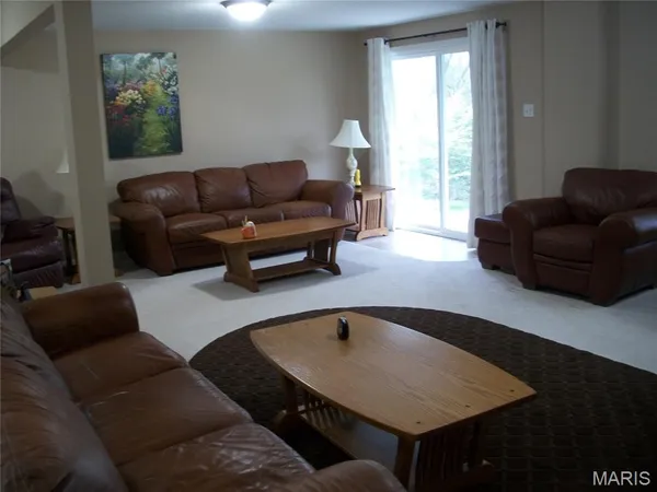 $395,000 | 2404 Andrea Crest Drive, Washington, MO 63090