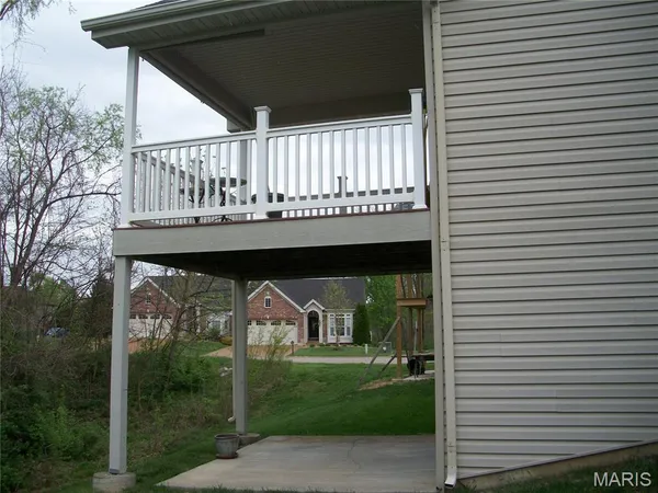 $395,000 | 2404 Andrea Crest Drive, Washington, MO 63090