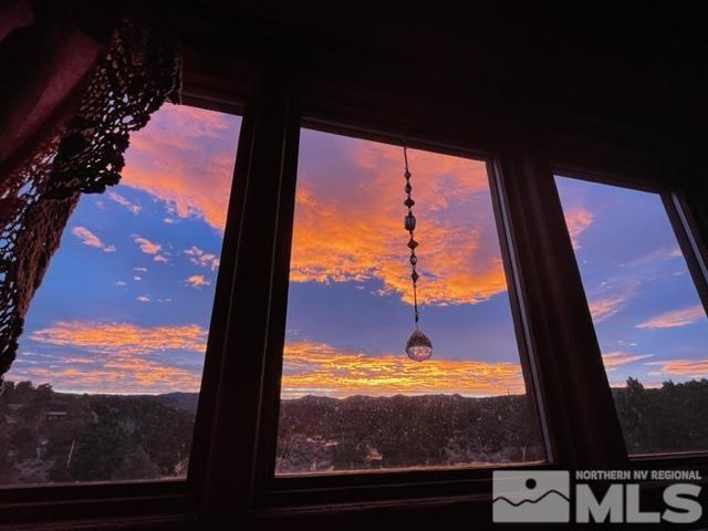 2428 Cartwright Road Reno, NV 89521 - Photo 2 of 39 a view of sky from window