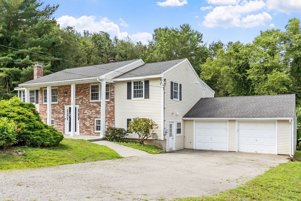 27 Launching Road Andover, MA 01810 - Photo 2 of 42 Gallery Image 2