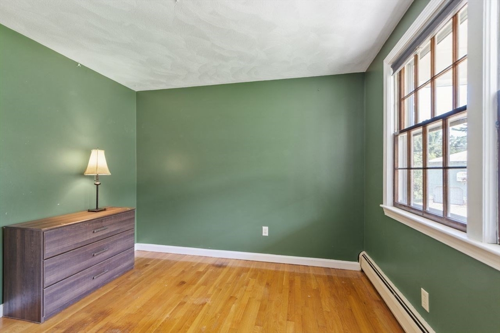 27 Launching Road Andover, MA 01810 - Photo 21 of 42 Gallery Image 21