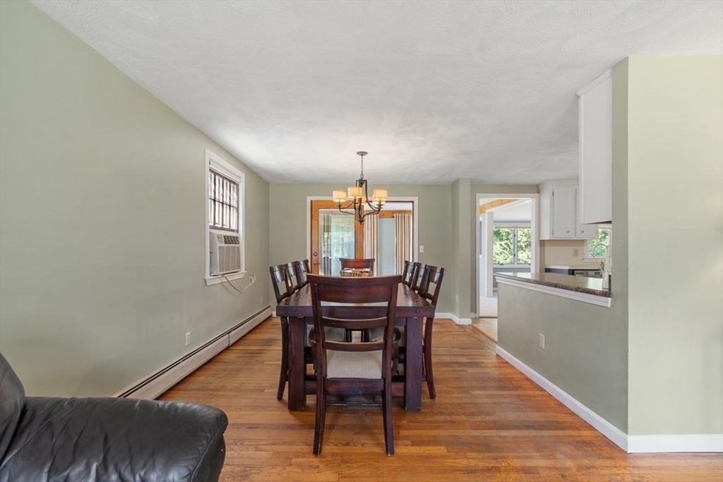 27 Launching Road Andover, MA 01810 - Photo 5 of 42 Gallery Image 5