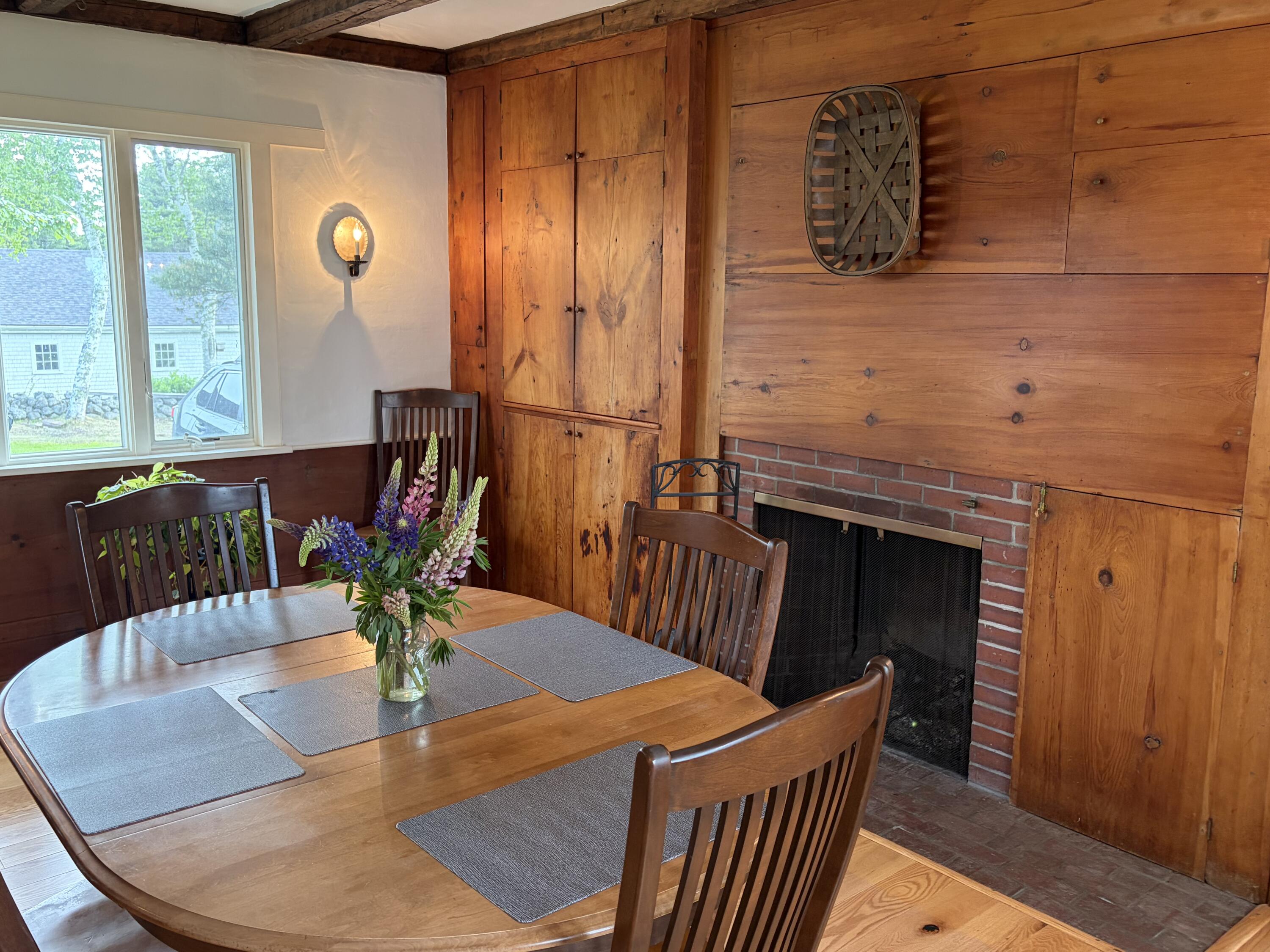275 Harriman Road Waldoboro, ME 04572 - Photo 24 of 33 Dining Room