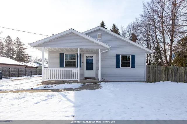 $230,000 | 515 East Oak Street, Kimberly, WI 54136