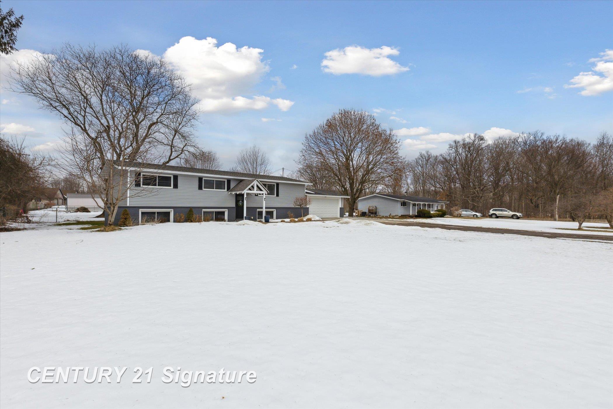 481 5 Mile Road Midland, MI 48640 - Photo 6 of 48