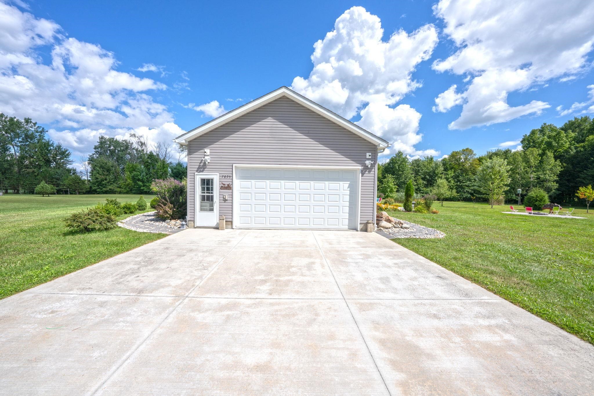 7895 Lindsey Road Casco, MI 48064 - Photo 20 of 26 Side Turned Garage
