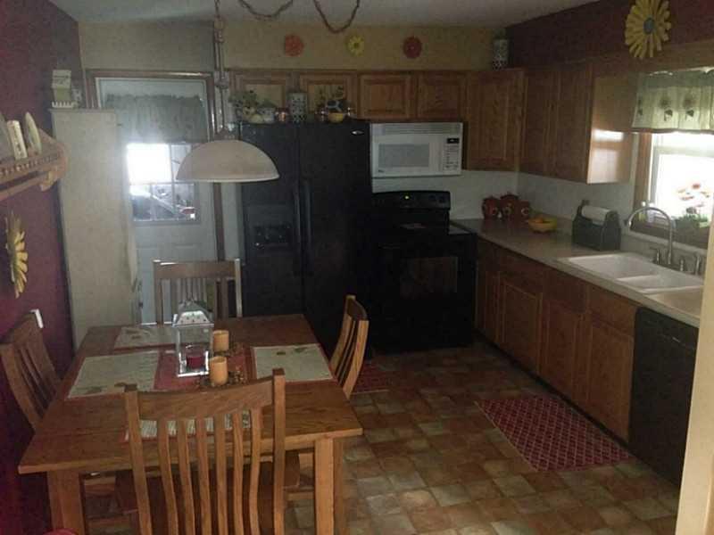 1323 West Sparrow Road Springfield, OH 45502 - Photo 12 of 24 Gallery Image 12