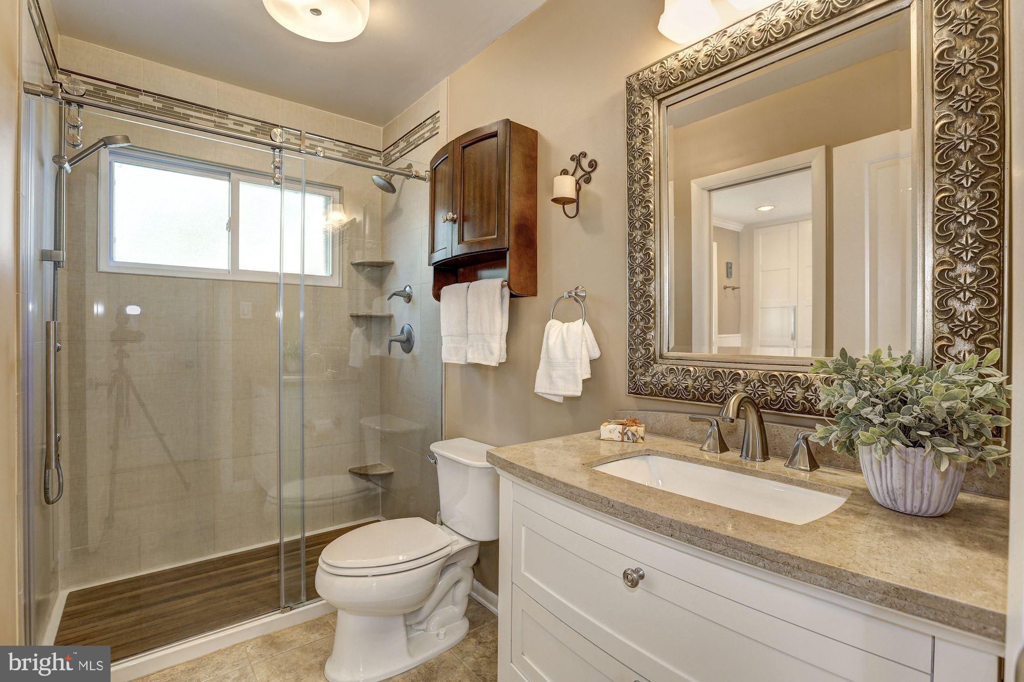 822 Bowie Road Rockville, MD 20852 - Photo 20 of 40 Dual shower heads in master shower.