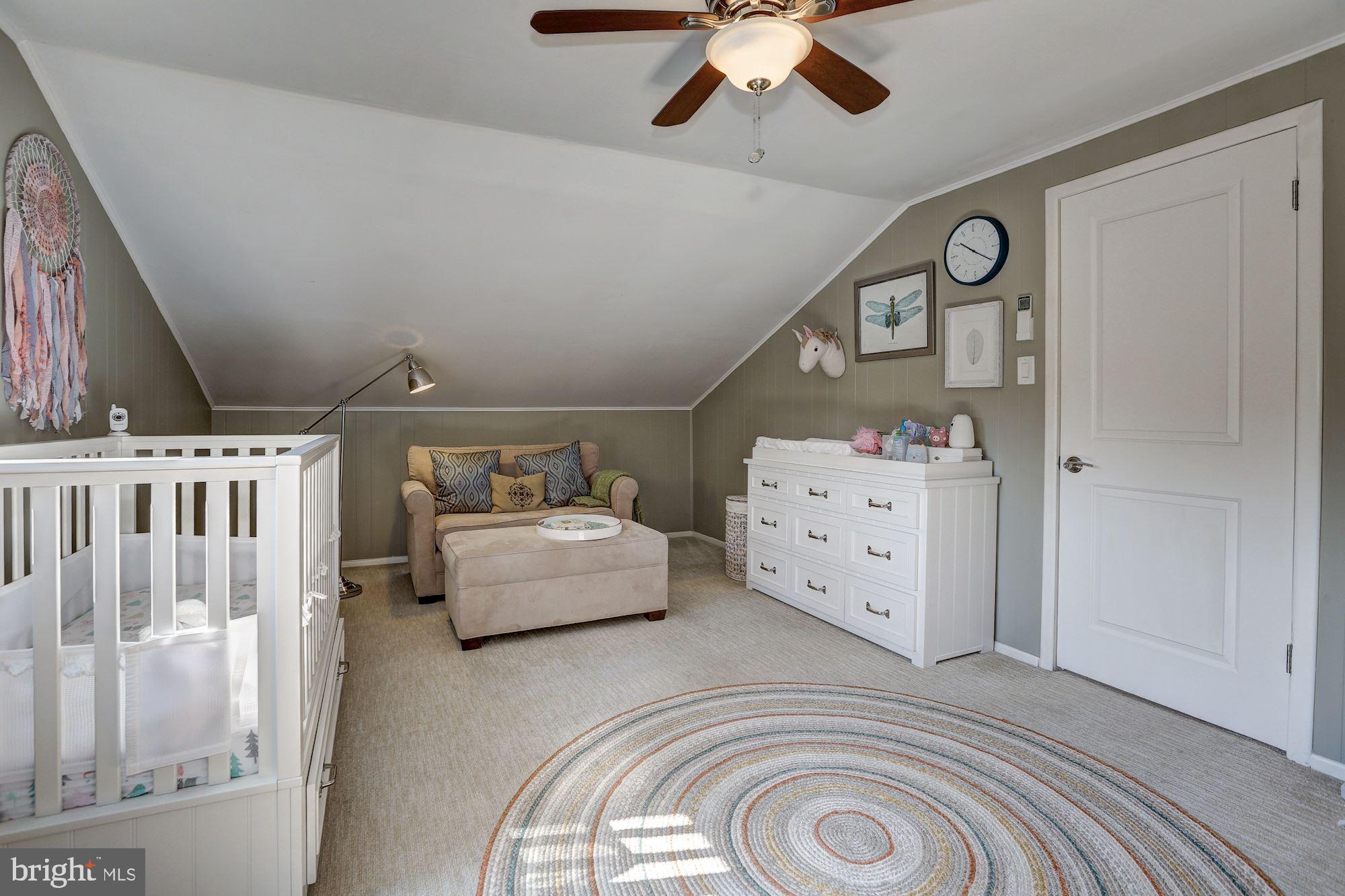 822 Bowie Road Rockville, MD 20852 - Photo 26 of 40 Spacious and sunny second bedroom.