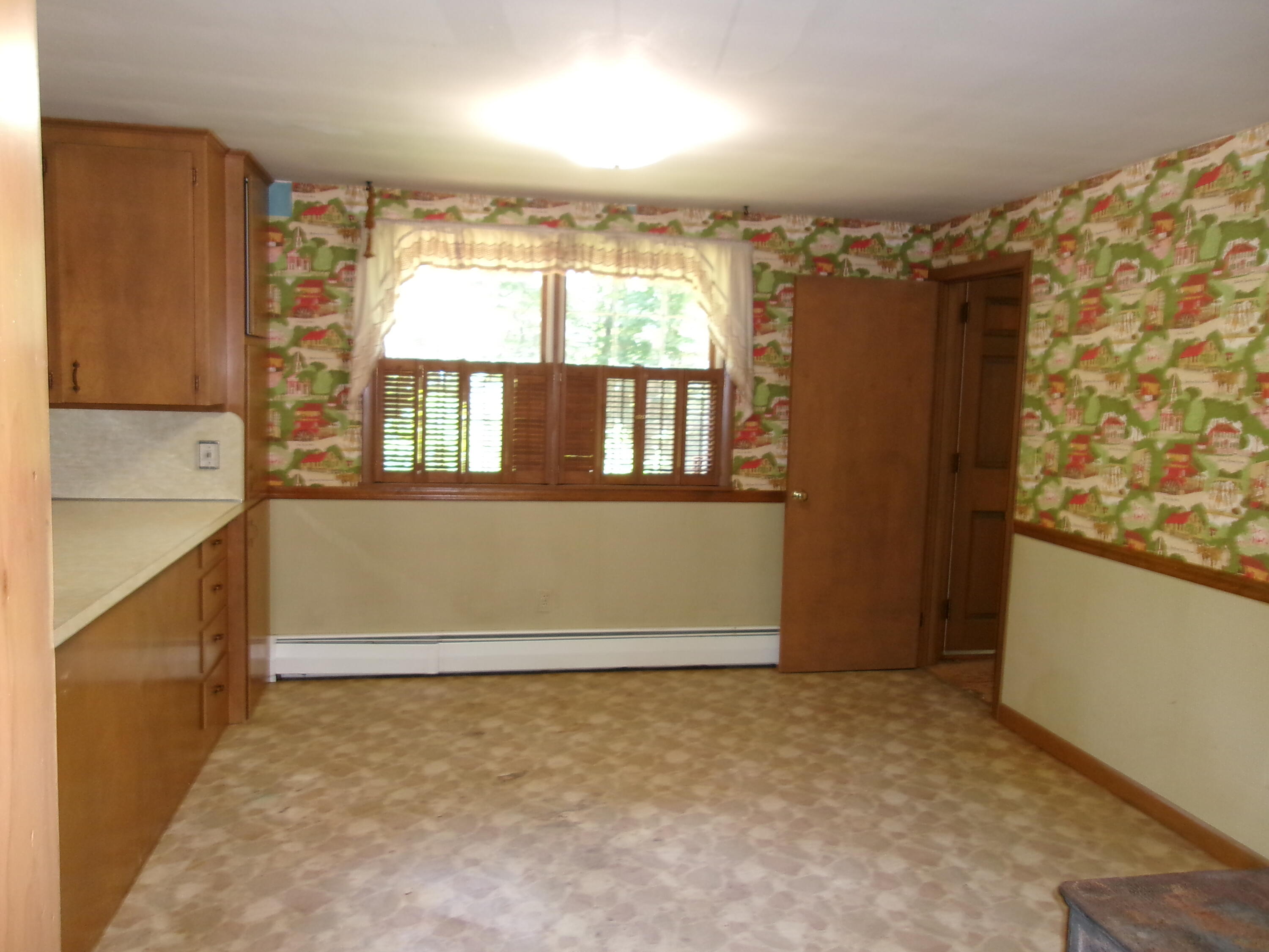 218 Bowdoinham Road Lisbon, ME 04252 - Photo 8 of 55 Dining area .Eat in Kitchen,