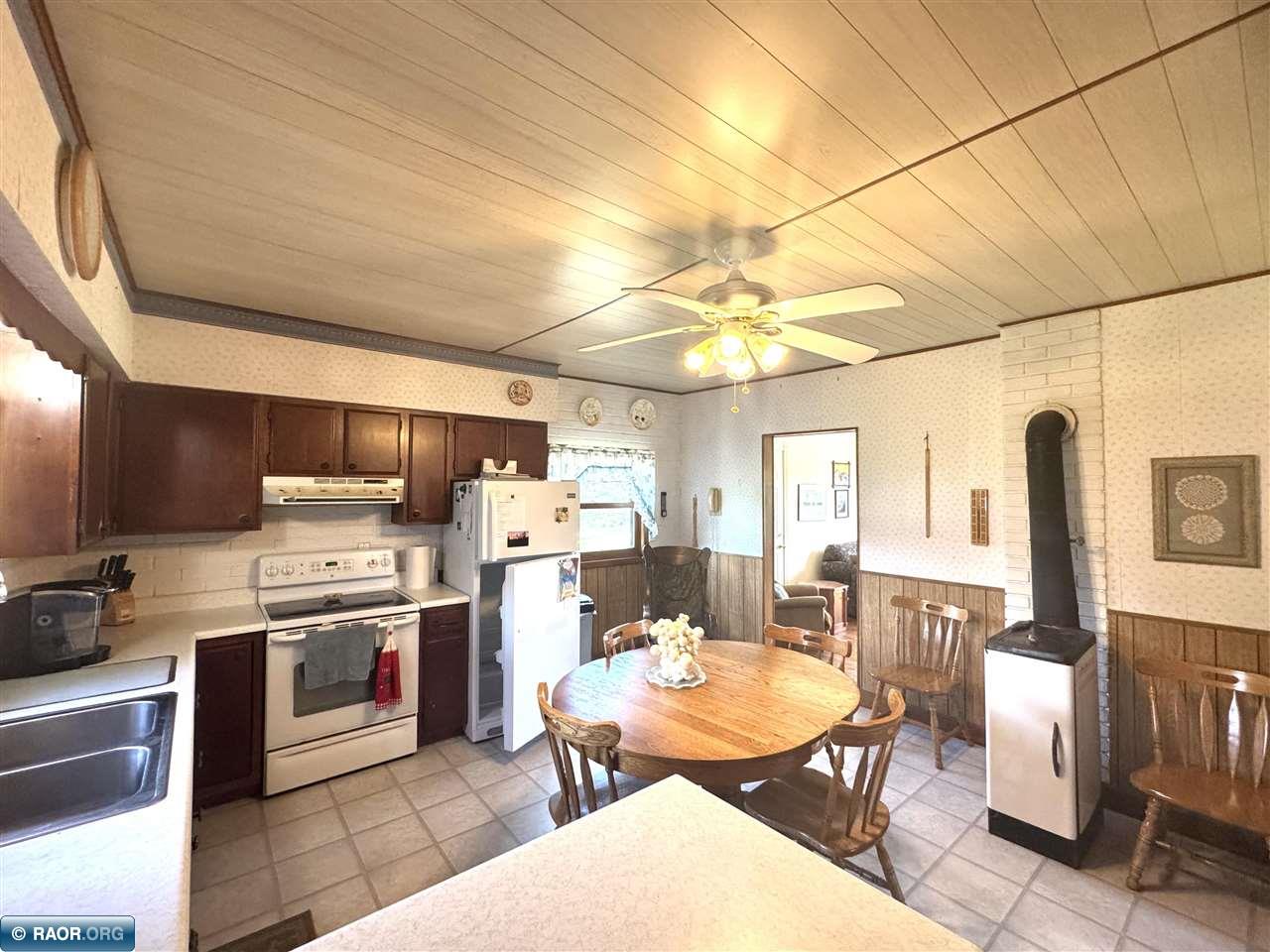 3432 Salo Road Embarrass, MN 55732 - Photo 7 of 26