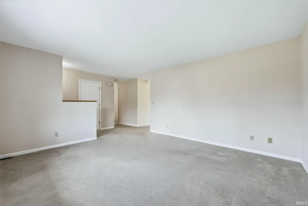 $289,900 | 2704 Huffman Street, Winona Lake, IN 46590