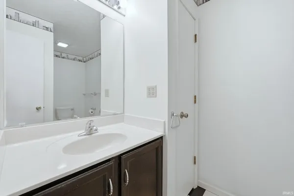 $289,900 | 2704 Huffman Street, Winona Lake, IN 46590