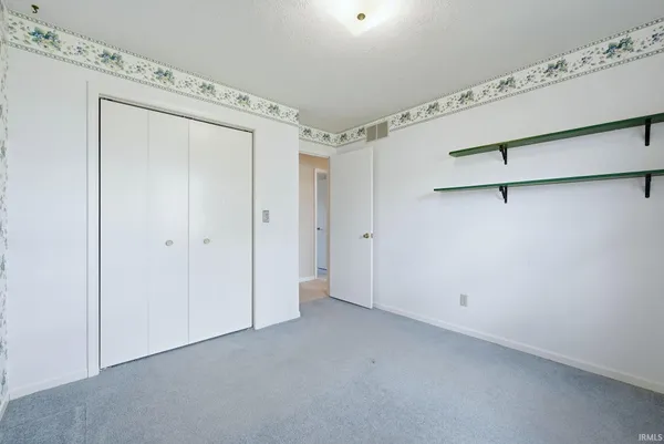 $289,900 | 2704 Huffman Street, Winona Lake, IN 46590