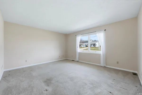 $289,900 | 2704 Huffman Street, Winona Lake, IN 46590