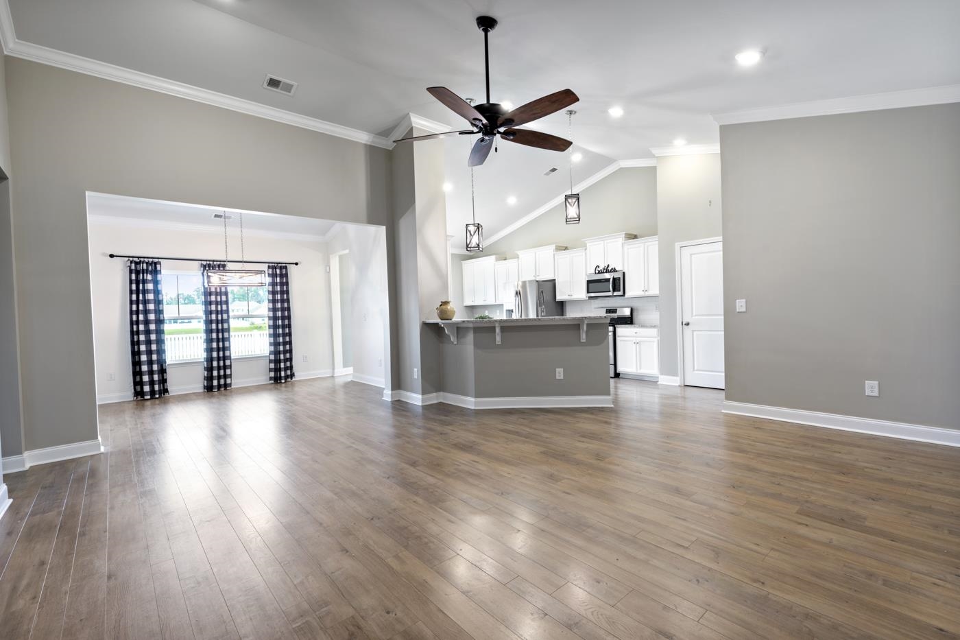 849 Brant Street Myrtle Beach, SC 29579 - Photo 3 of 35