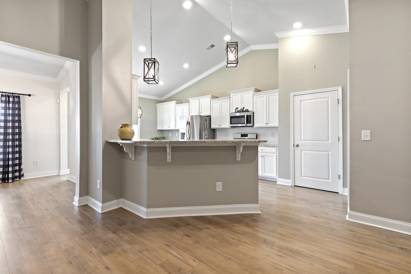 849 Brant Street Myrtle Beach, SC 29579 - Photo 4 of 35