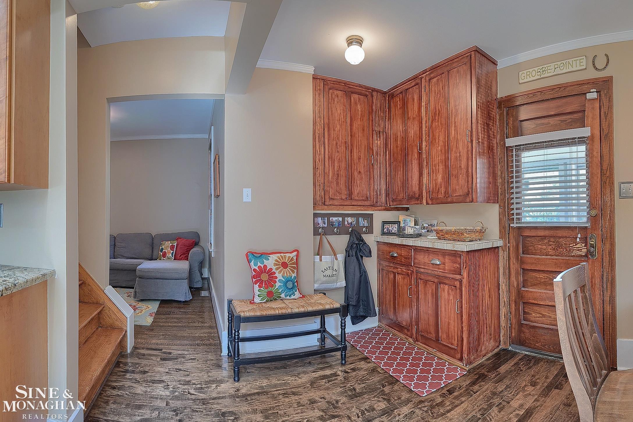 866 Barrington Road Grosse Pointe, MI 48230 - Photo 13 of 46 50105698-12.JPG