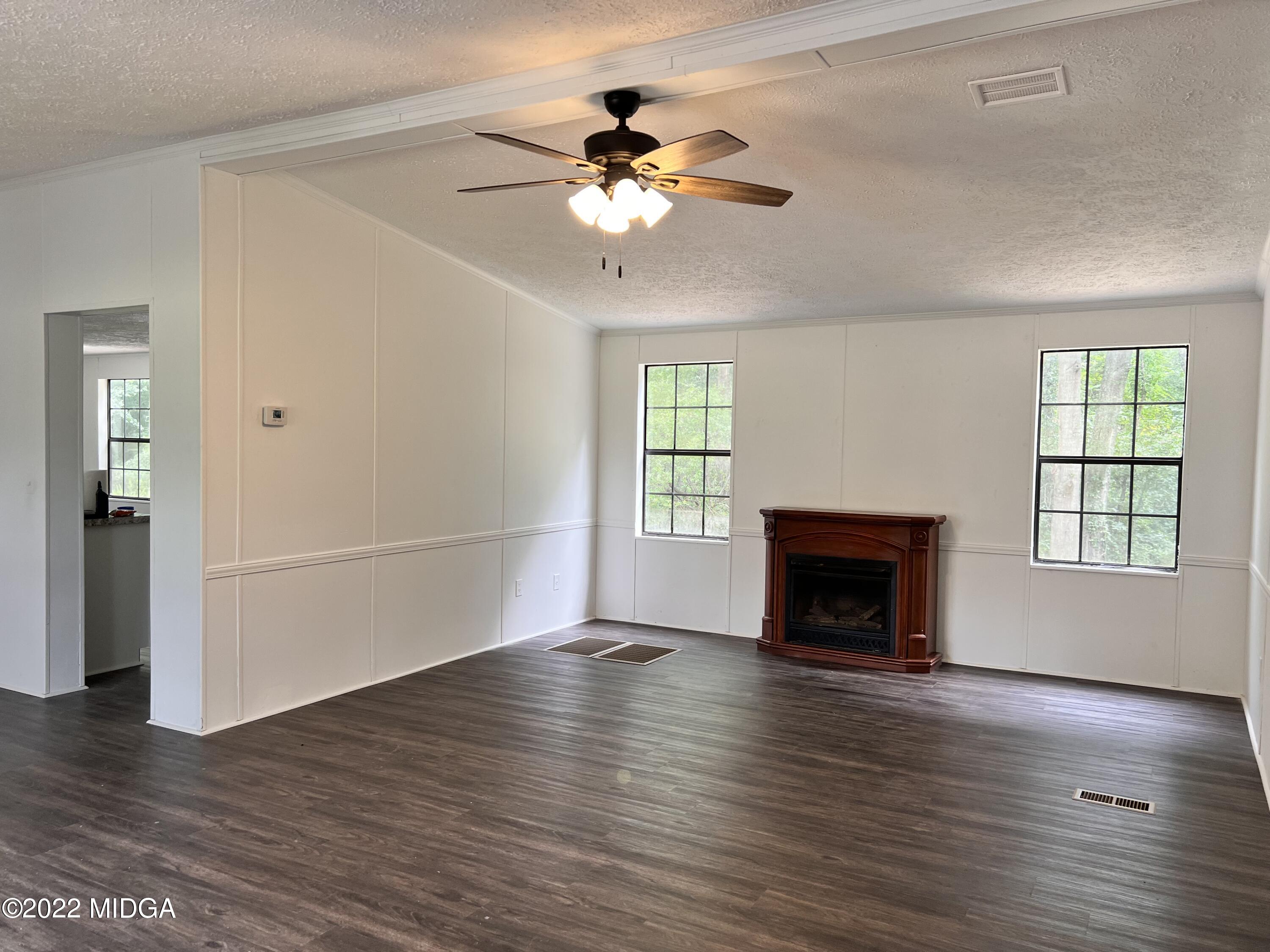 2346 Ridge Road Macon, GA 31217 - Photo 4 of 17 IMG_0320