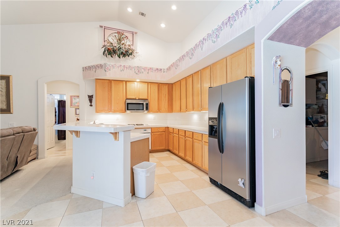254 Chestnut Ridge Circle Henderson, NV 89012 - Photo 12 of 37 Gallery Image 12