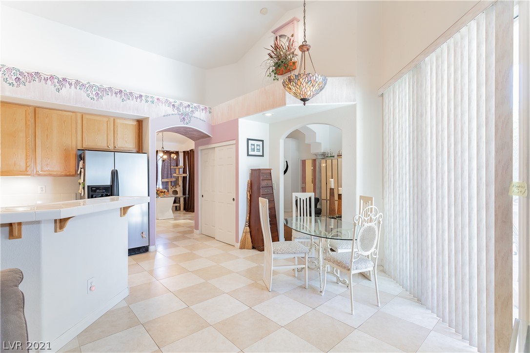 254 Chestnut Ridge Circle Henderson, NV 89012 - Photo 9 of 37 Gallery Image 9