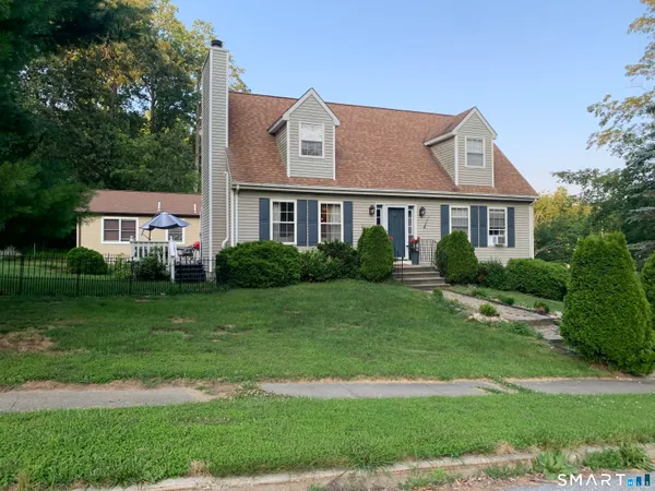 $3,250 | 160 Russell Street, Groton, CT 06355