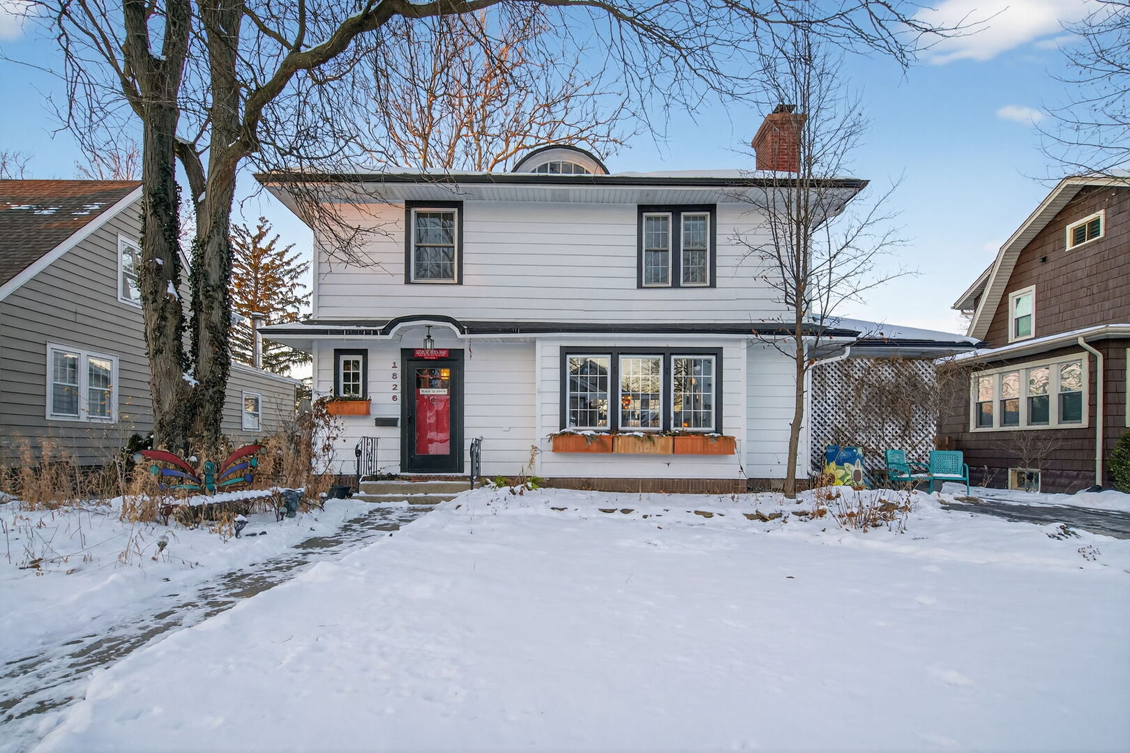 1826 Sycamore Road Homewood, IL 60430 - Photo 2 of 50 Gallery Image 2