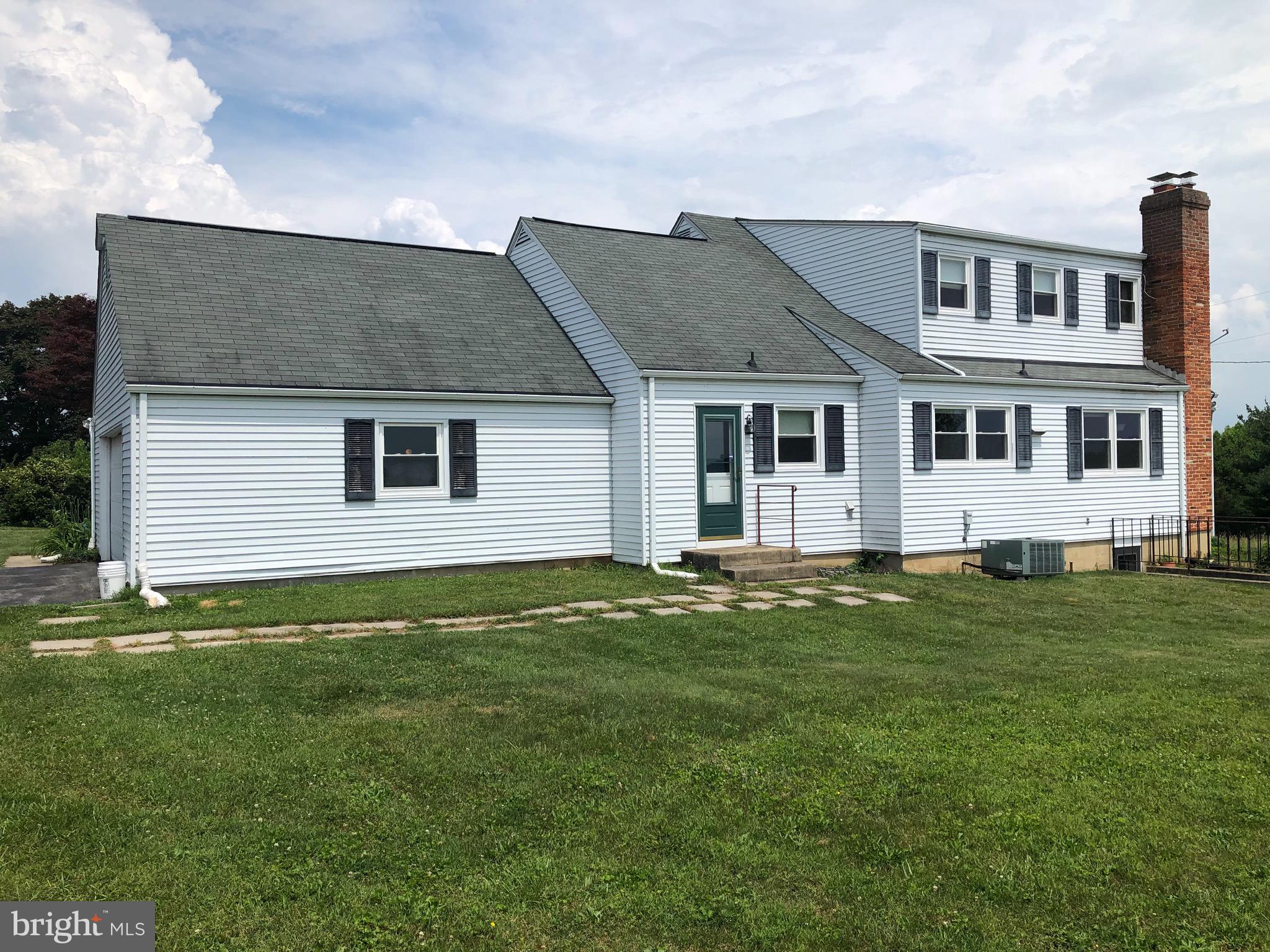 4220 Arthur Shipley Road Westminster, MD 21157 - Photo 7 of 51 Gallery Image 7