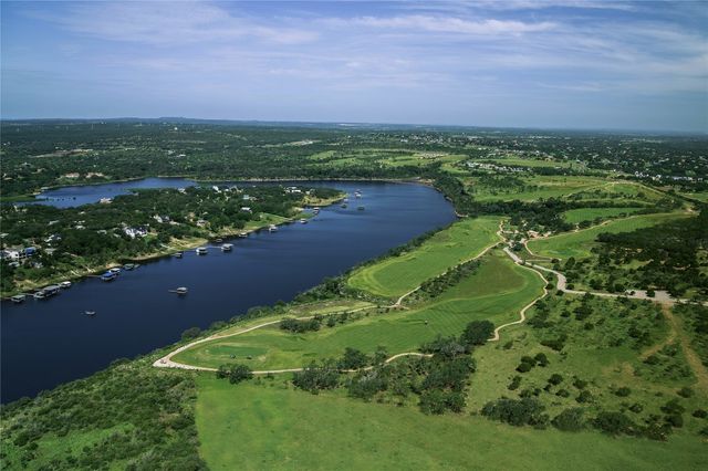 a view of a green field with lots of green space