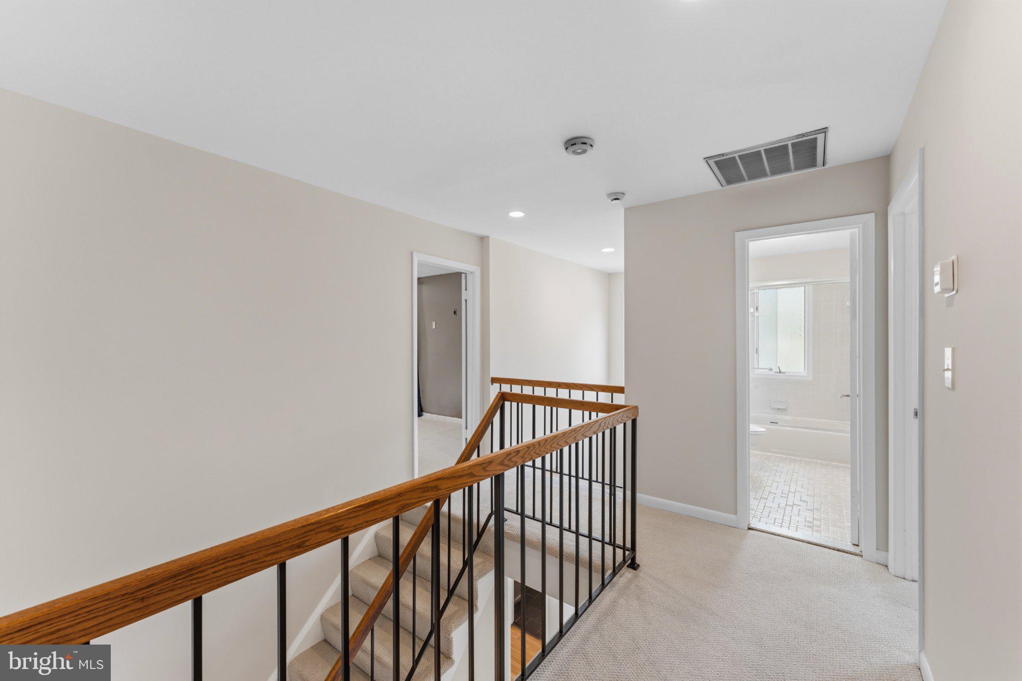 7337 Hooking Road McLean, VA 22101 - Photo 28 of 54 Gallery Image 28