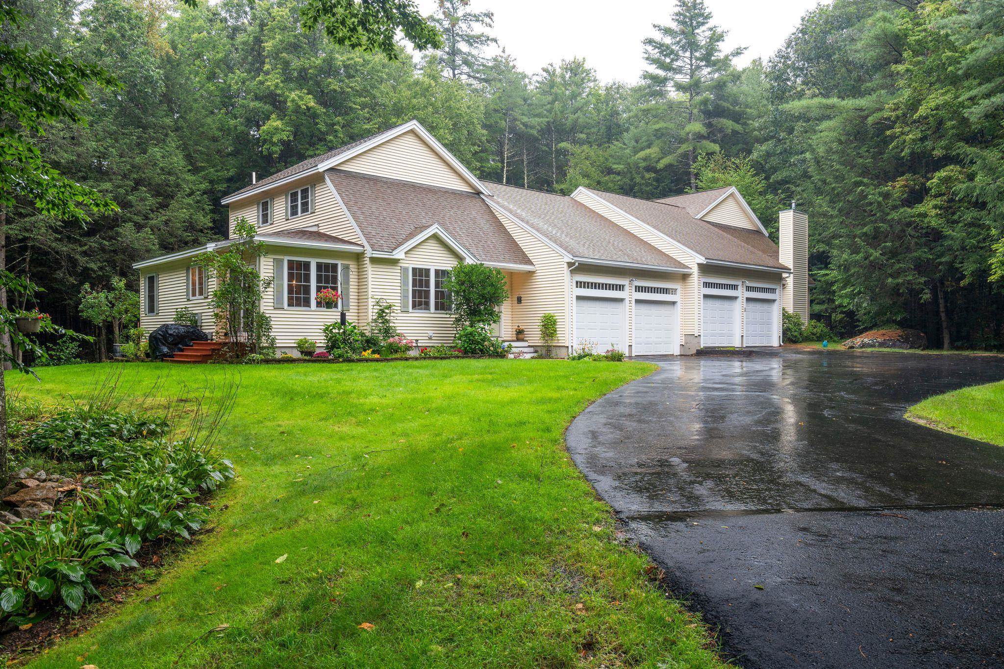 20 Ryan Road, Unit A Goffstown, NH 03045 - Photo 1 of 1 Gallery Image 1