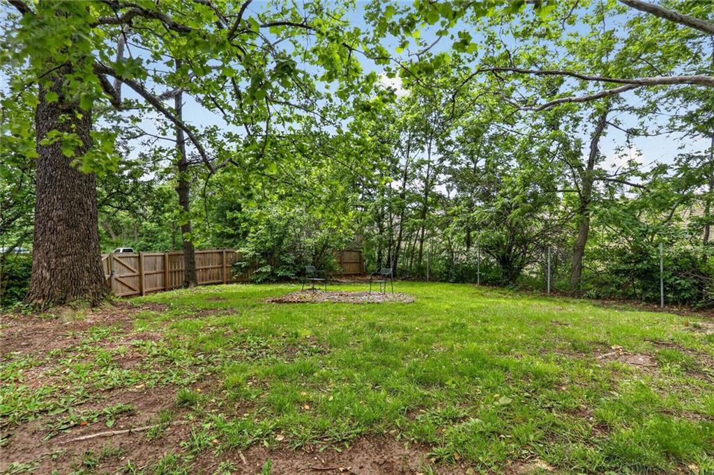 6600 Ravena Road Pleasant Valley, MO 64068 - Photo 18 of 18