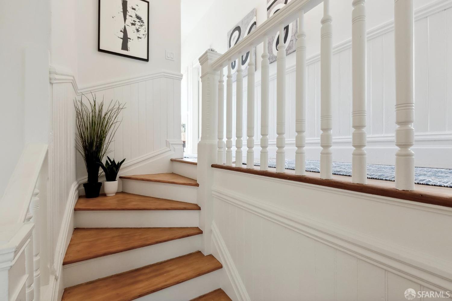 3270 20th Street San Francisco, CA 94110 - Photo 2 of 32