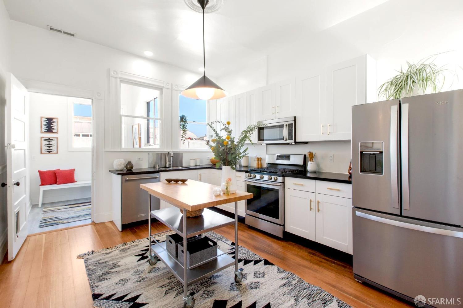 3270 20th Street San Francisco, CA 94110 - Photo 9 of 32