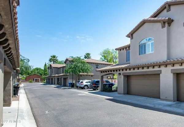 $3,300 | 1120 South Ash Avenue, Unit 1004, Tempe, AZ 85281