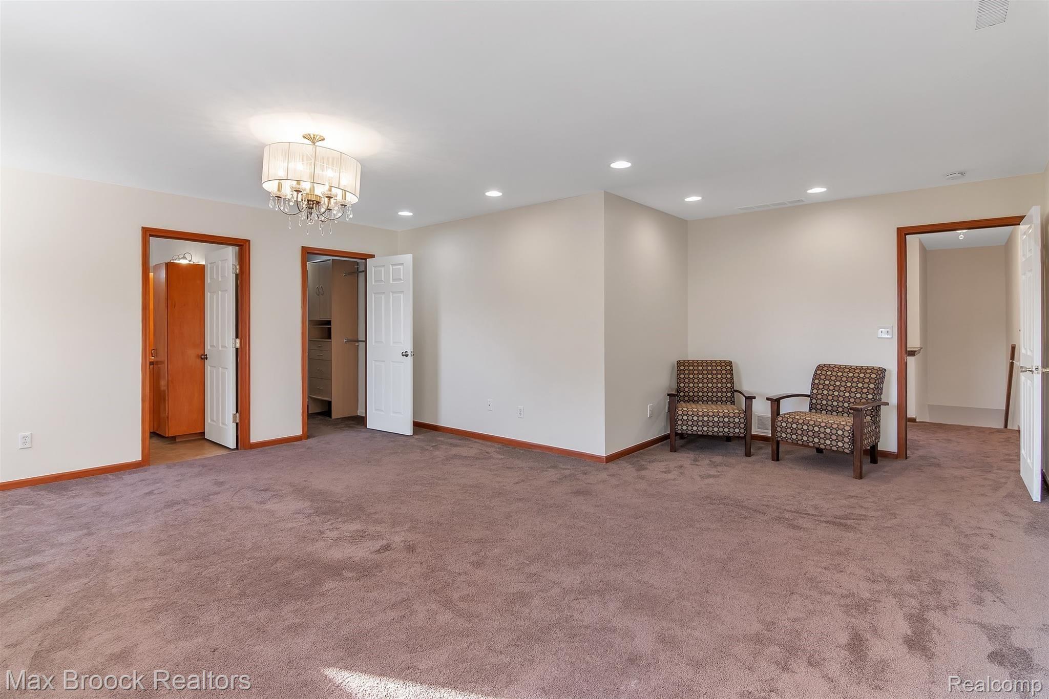 2200 Lindell Road Sterling Heights, MI 48310 - Photo 16 of 30 19-2200 Lindell Rd -windowstill-rea.jpg