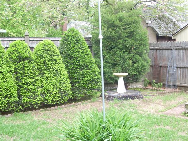 68 Patterson Avenue Springfield, MA 01119 - Photo 6 of 24 a view of a house with pool